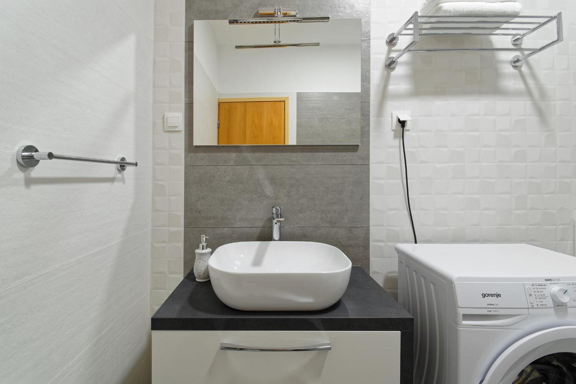 Apartment Larissa By Rent Istria Вишнян Экстерьер фото