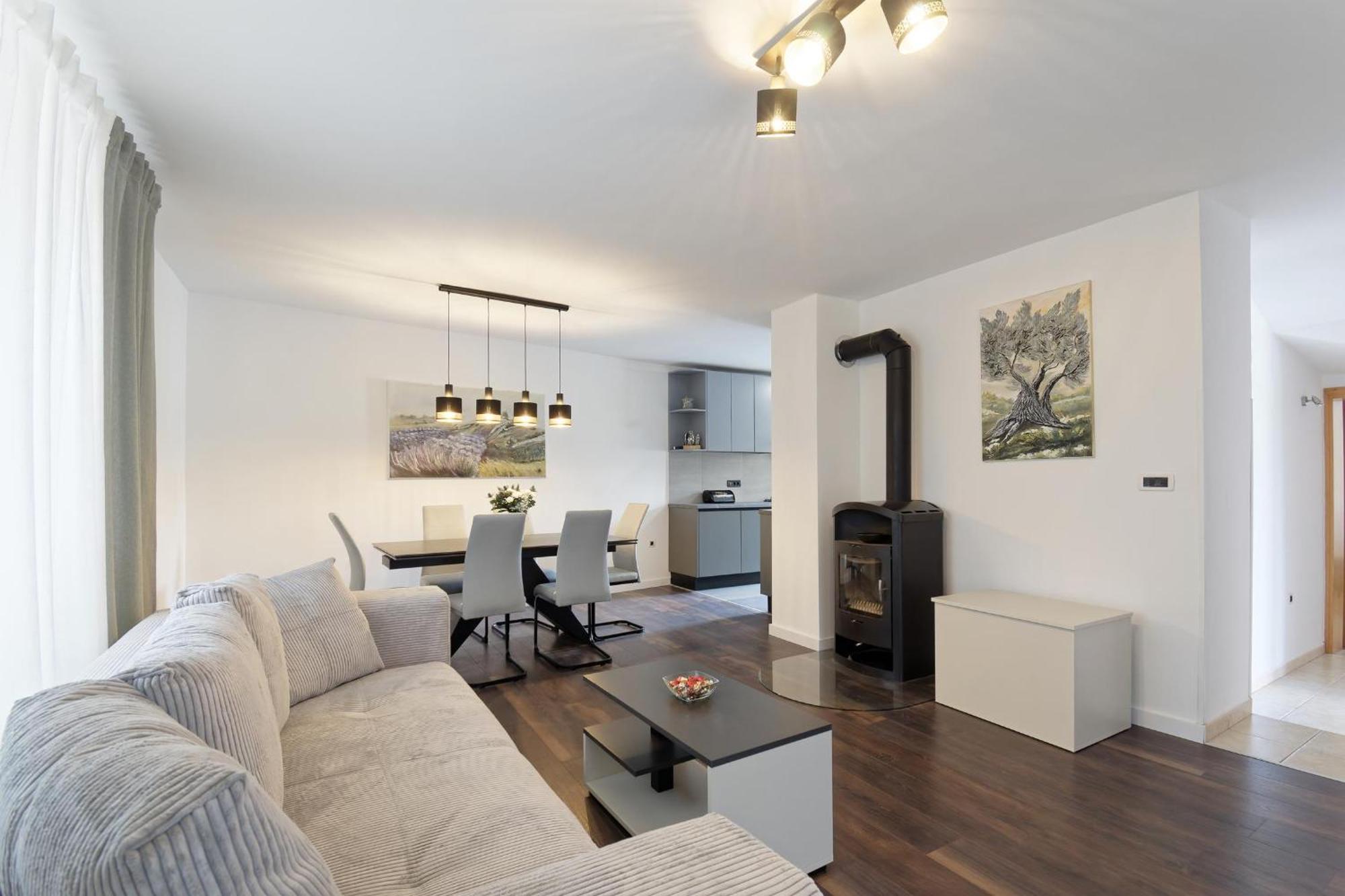 Apartment Larissa By Rent Istria Вишнян Экстерьер фото